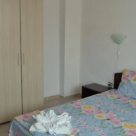 Konukevi Kyshta Za Gosti Pri Krystyo I Vanya